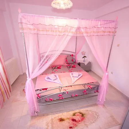 Titika House *
