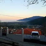 Hétvégi ház Titika House