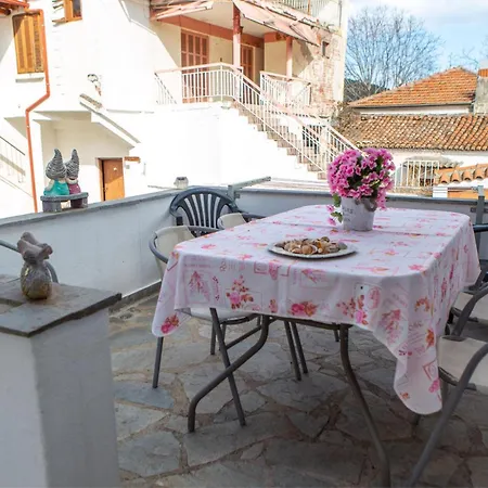 Titika House Hétvégi ház